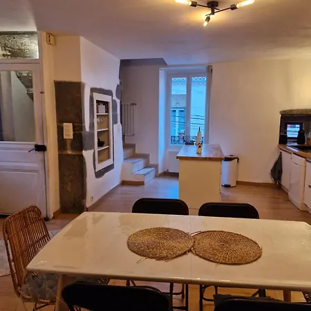 Maison De Ville En Pierre - 6 Couchages